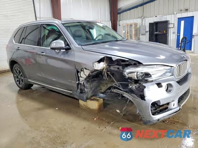 Czwarte zdjęcie samochodu z boku: 2015 BMW X5 XDRIVE35I VIN:5UXKR0C57F0P09151 - miniatura