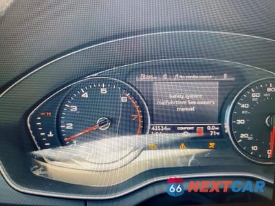 Zdjęcie 9 z 12 samochodu: 2023 AUDI Q5 PREMIUM 45 VIN:WA1GAAFYXP2160099 - miniatura