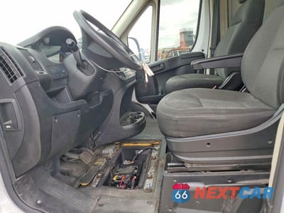 Zdjęcie 7 z 12 samochodu: 2016 RAM PROMASTER 1500 1500 STANDARD VIN:3C6TRVNG9GE112388 - miniatura