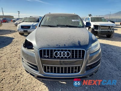 Piąte zdjęcie samochodu w środku: 2014 AUDI Q7 PREMIUM PLUS VIN:WA1LGBFE6ED018391 - miniatura