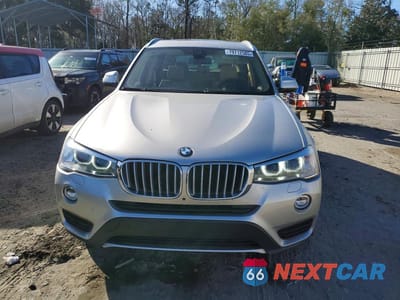 Piąte zdjęcie samochodu w środku: 2017 BMW X3 SDRIVE28I VIN:5UXWZ7C33H0V94267 - miniatura