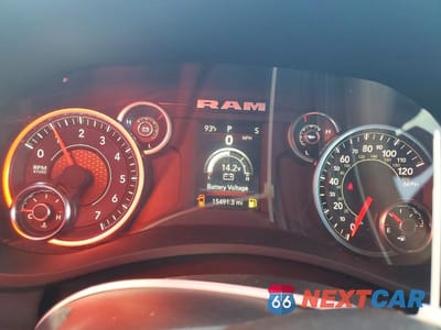 Zdjęcie 9 z 11 samochodu: 2024 RAM 2500 BIG HORN VIN:3C6UR5DJ9RG413204 - miniatura