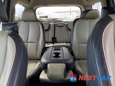 Zdjęcie 10 z 13 samochodu: 2019 KIA SEDONA EX VIN:KNDMB5C13K6515118 - miniatura