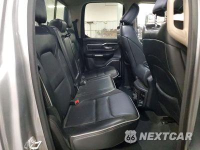 Zdjęcie 10 z 13 samochodu: 2020 RAM 1500 LARAMIE VIN:1C6SRFDTXLN220184 - miniatura