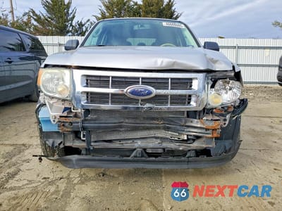 Piąte zdjęcie samochodu w środku: 2009 FORD ESCAPE XLT VIN:1FMCU93G19KB47486 - miniatura