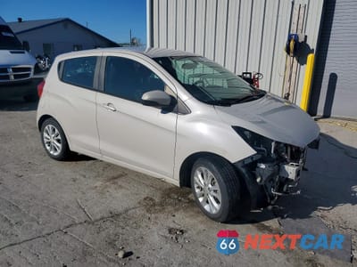 Czwarte zdjęcie samochodu z boku: 2021 CHEVROLET SPARK 1LT VIN:KL8CD6SA1MC749526 - miniatura