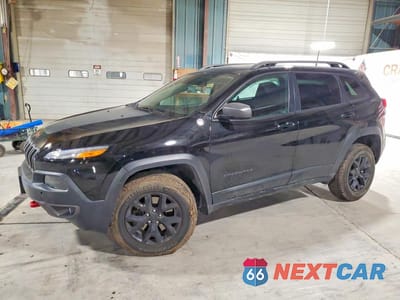 2017 JEEP CHEROKEE TRAILHAWK 1C4PJMBS1HD226666 - główne zdjęcie licytacji z USA - miniatura