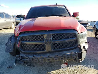 Piąte zdjęcie samochodu w środku: 2017 RAM 1500 SPORT VIN:3C6JR6CT2HG713838 - miniatura