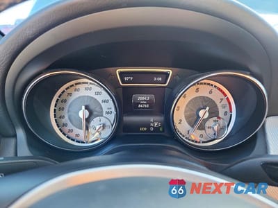 Zdjęcie 9 z 11 samochodu: 2014 MERCEDES-BENZ CLA 250 VIN:WDDSJ4EB8EN037658 - miniatura