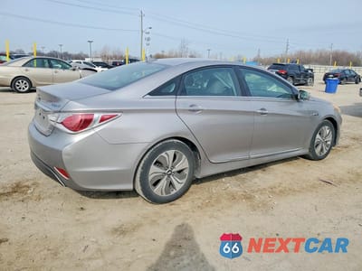 Trzecie zdjęcie samochodu z tyłu: 2013 HYUNDAI SONATA HYBRID VIN:KMHEC4A41DA088672 - miniatura