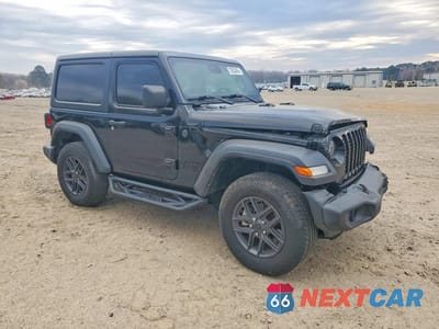 Czwarte zdjęcie samochodu z boku: 2024 JEEP WRANGLER SPORT VIN:1C4PJXANXRW138797 - miniatura