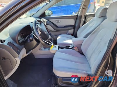 Zdjęcie 7 z 13 samochodu: 2008 HYUNDAI ELANTRA GLS VIN:KMHDU46D78U523555 - miniatura