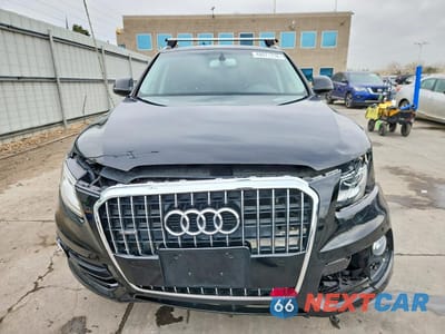 Piąte zdjęcie samochodu w środku: 2017 AUDI Q5 PREMIUM PLUS VIN:WA1L2AFP2HA029727 - miniatura