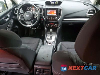 Zdjęcie 8 z 12 samochodu: 2019 SUBARU FORESTER PREMIUM VIN:JF2SKAGC5KH515008 - miniatura