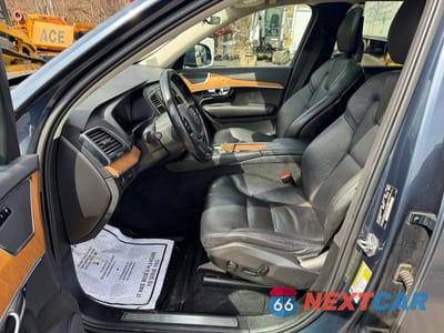 Zdjęcie 14 z 14 samochodu: 2022 VOLVO XC90 T6 MOMENTUM VIN:YV4A22PK7N1808426 - miniatura