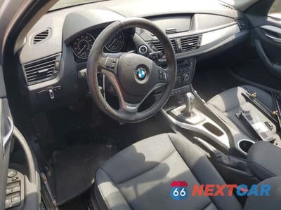 Zdjęcie 8 z 12 samochodu: 2014 BMW X1 XDRIVE28I VIN:WBAVL1C59EVY22720 - miniatura