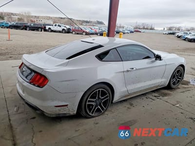 Trzecie zdjęcie samochodu z tyłu: 2018 FORD MUSTANG VIN:1FA6P8TH9J5156151 - miniatura