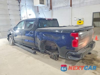 Drugie zdjęcie samochodu z przodu: 2021 CHEVROLET SILVERADO K1500 RST VIN:3GCUYEED1MG387968 - miniatura