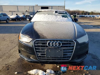 Piąte zdjęcie samochodu w środku: 2016 AUDI A3 PREMIUM VIN:WAUB8GFF1G1050025 - miniatura