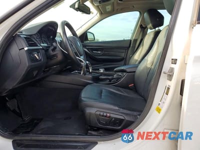 Zdjęcie 7 z 12 samochodu: 2015 BMW 328 I VIN:WBA3A5C52FF609267 - miniatura