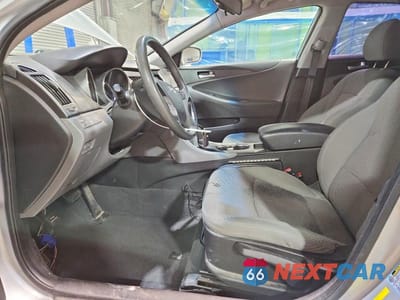 Zdjęcie 7 z 11 samochodu: 2012 HYUNDAI SONATA GLS VIN:5NPEB4AC9CH310719 - miniatura