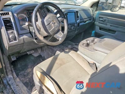 Zdjęcie 8 z 14 samochodu: 2018 RAM 5500 ROLLBACK TRUCK VIN:3C7WRNDL0JG270492 - miniatura