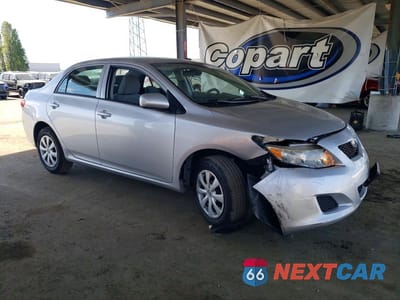 Czwarte zdjęcie samochodu z boku: 2010 TOYOTA COROLLA LE VIN:1NXBU4EE9AZ364500 - miniatura