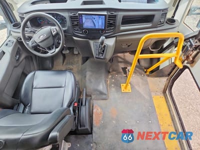 Zdjęcie 8 z 12 samochodu: 2021 FORD TRANSIT T-350 STEP VAN ** CLN TITLE * PRI FLEET * DRIVESHAFT DISCONNECTED ** VIN:1FDDF6P86MKA68971 - miniatura