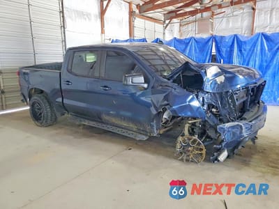 Czwarte zdjęcie samochodu z boku: 2021 CHEVROLET SILVERADO K1500 RST VIN:1GCUYEED2MZ152544 - miniatura