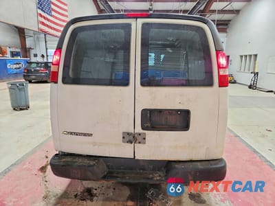 Zdjęcie 6 z 13 samochodu: 2014 CHEVROLET EXPRESS G1500 VIN:1GCSGAFX4E1145316 - miniatura