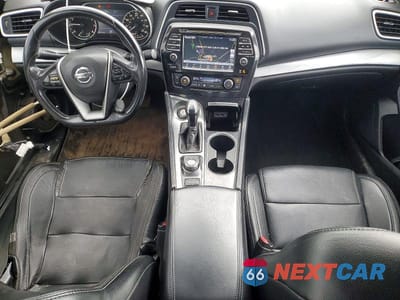 Zdjęcie 8 z 13 samochodu: 2016 NISSAN MAXIMA 3.5 S VIN:1N4AA6AP5GC396862 - miniatura