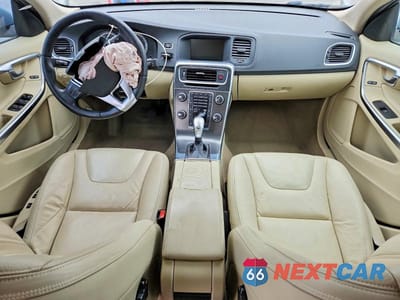 Zdjęcie 8 z 12 samochodu: 2013 VOLVO S60 T5 VIN:YV1612FS9D2211424 - miniatura