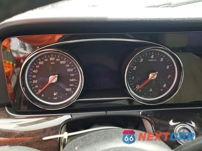 Zdjęcie 9 z 11 samochodu: 2019 MERCEDES-BENZ E 300 VIN:WDDZF4JB4KA504289 - miniatura