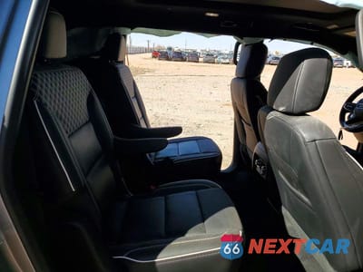 Zdjęcie 11 z 14 samochodu: 2025 GMC ACADIA DENALI VIN:1GKENLRS0SJ251468 - miniatura