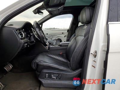 Zdjęcie 7 z 12 samochodu: 2017 BENTLEY BENTAYGA VIN:SJAAC2ZV3HC013536 - miniatura