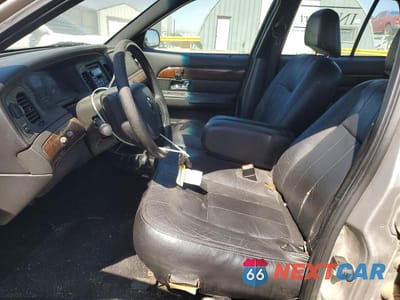 Zdjęcie 7 z 12 samochodu: 2006 MERCURY GRAND MARQUIS LS VIN:2MEFM75V96X646254 - miniatura