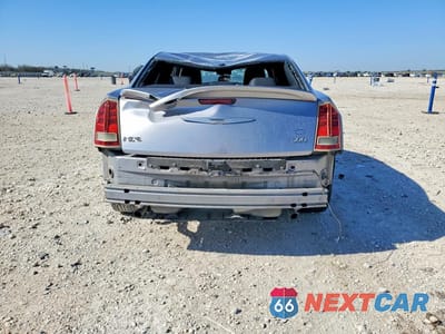 Zdjęcie 6 z 13 samochodu: 2014 CHRYSLER 300 VIN:2C3CCAAG8EH157174 - miniatura