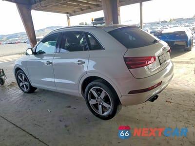 Drugie zdjęcie samochodu z przodu: 2015 AUDI Q3 PREMIUM PLUS VIN:WA1EFCFS1FR012137 - miniatura
