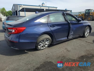 Trzecie zdjęcie samochodu z tyłu: 2018 HONDA ACCORD LX VIN:1HGCV1F1XJA069313 - miniatura