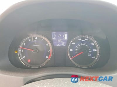 Zdjęcie 9 z 12 samochodu: 2015 HYUNDAI ACCENT GLS VIN:KMHCT4AE9FU925475 - miniatura