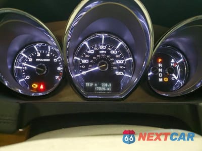 Zdjęcie 9 z 13 samochodu: 2011 LINCOLN MKT VIN:2LMHJ5AT7BBJ54776 - miniatura