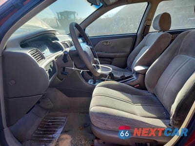 Zdjęcie 7 z 12 samochodu: 2001 TOYOTA CAMRY LE VIN:4T1BG22K91U805032 - miniatura