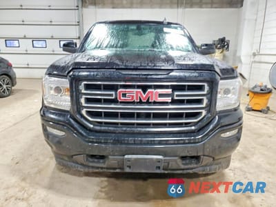 Piąte zdjęcie samochodu w środku: 2017 GMC SIERRA K1500 VIN:1GTV2LEC0HZ310371 - miniatura