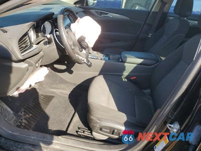 Zdjęcie 7 z 12 samochodu: 2018 BUICK REGAL TOURX PREFERRED VIN:W04GU8SX0J1135352 - miniatura