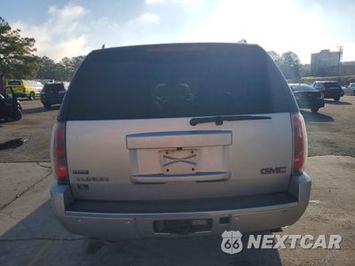 Zdjęcie 6 z 12 samochodu: 2010 GMC YUKON DENALI VIN:1GKUCEEF4AR200769 - miniatura