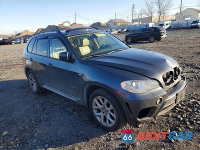 Czwarte zdjęcie samochodu z boku: 2012 BMW X5 XDRIVE35I VIN:5UXZV4C58CL985379 - miniatura