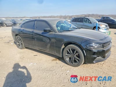 Czwarte zdjęcie samochodu z boku: 2017 DODGE CHARGER SXT VIN:2C3CDXHG1HH504161 - miniatura
