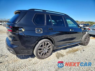 Trzecie zdjęcie samochodu z tyłu: 2026 BMW X7 XDRIVE40I VIN:5UX23EM00T9270352 - miniatura