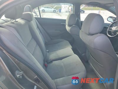 Zdjęcie 10 z 12 samochodu: 2006 HONDA CIVIC LX VIN:1HGFA165X6L027151 - miniatura
