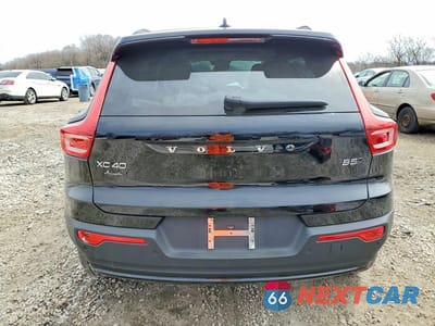 Zdjęcie 6 z 13 samochodu: 2023 VOLVO XC40 PLUS VIN:YV4L12UW8P2066294 - miniatura